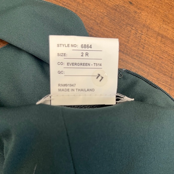 After Six Sleeveless Satin Faux Wrap Gown Size 2 Evergreen Mardi Gras Wedding - Picture 15 of 16